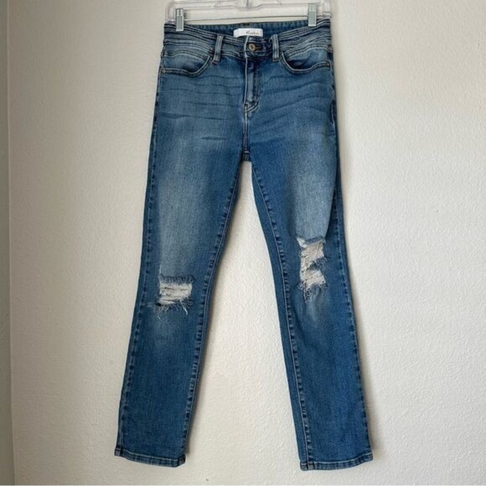 Kancan Jeans Mid Rise Straight Distressed Medium wash denim Size 7/27 KC9296M